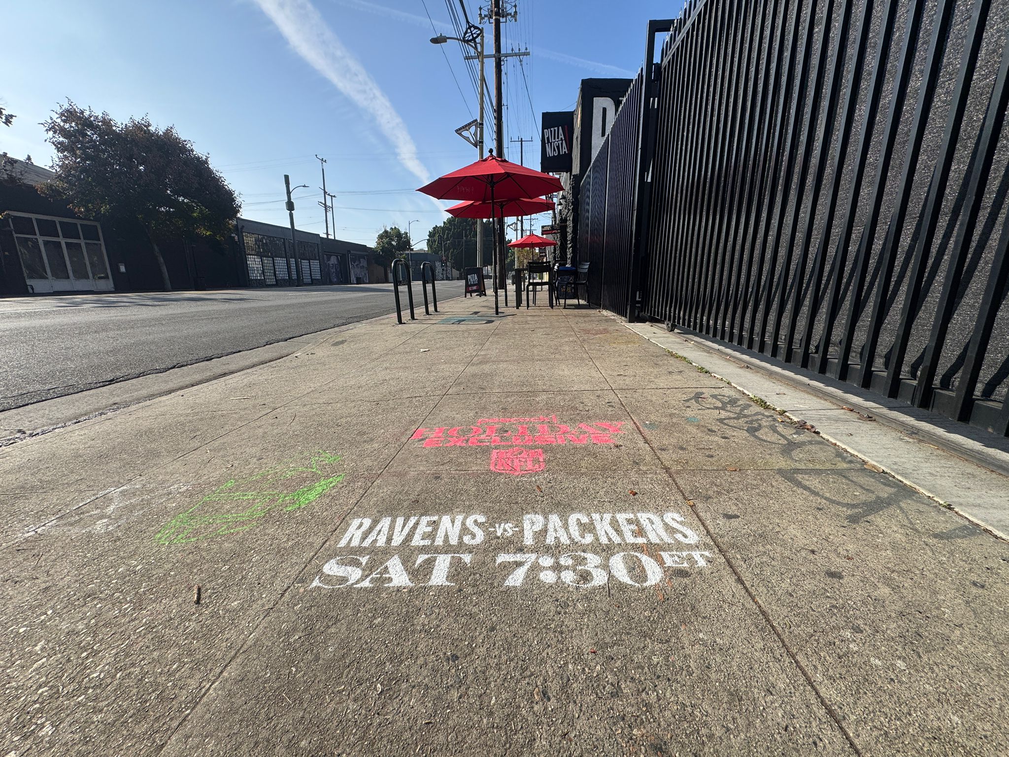 Stencil 14.9 Dtla Santa Fe Ave